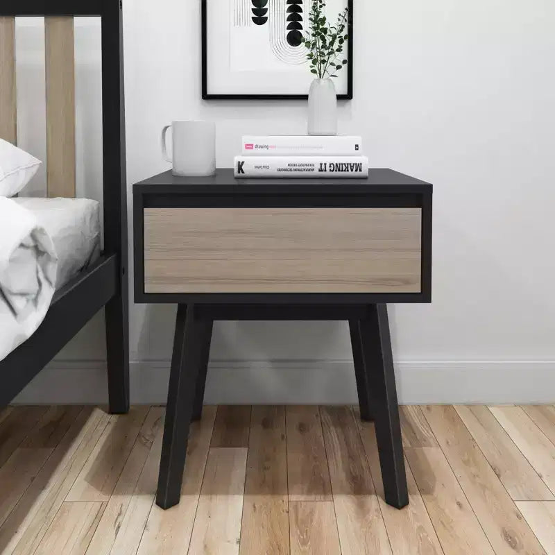 Comodino in legno massello con cassetto portaoggetti, tavolino moderno piccolo